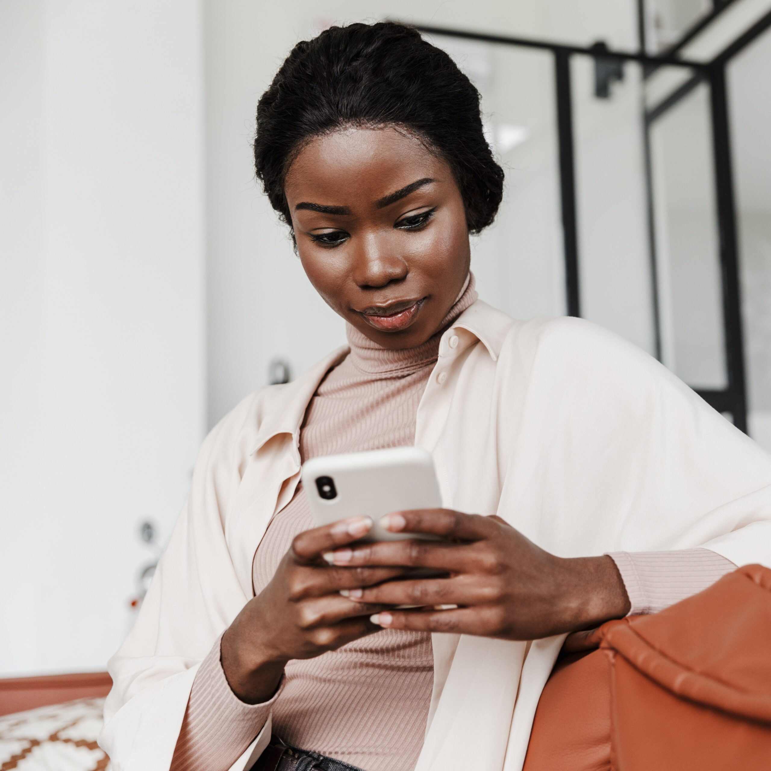 A woman calling Magnolia Women's Center to get Abortion Information in Philadelphia, Pennsylvania
